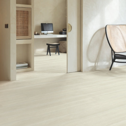 Quick-Step Eligna Estate Oak Light Grey Laminate Flooring - EL3573
