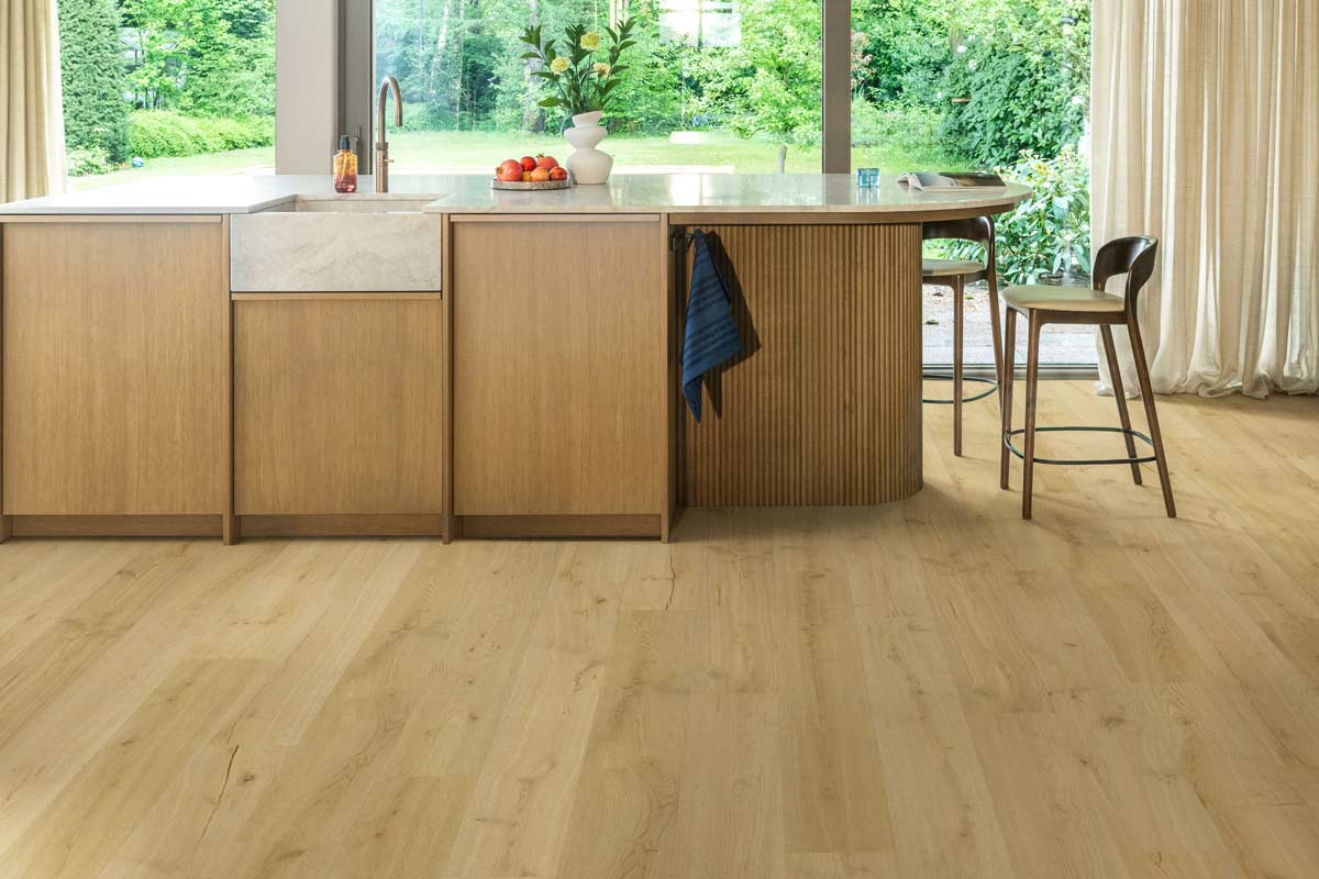 Quick-Step Impressive Almond Oak Laminate Flooring - IM8255