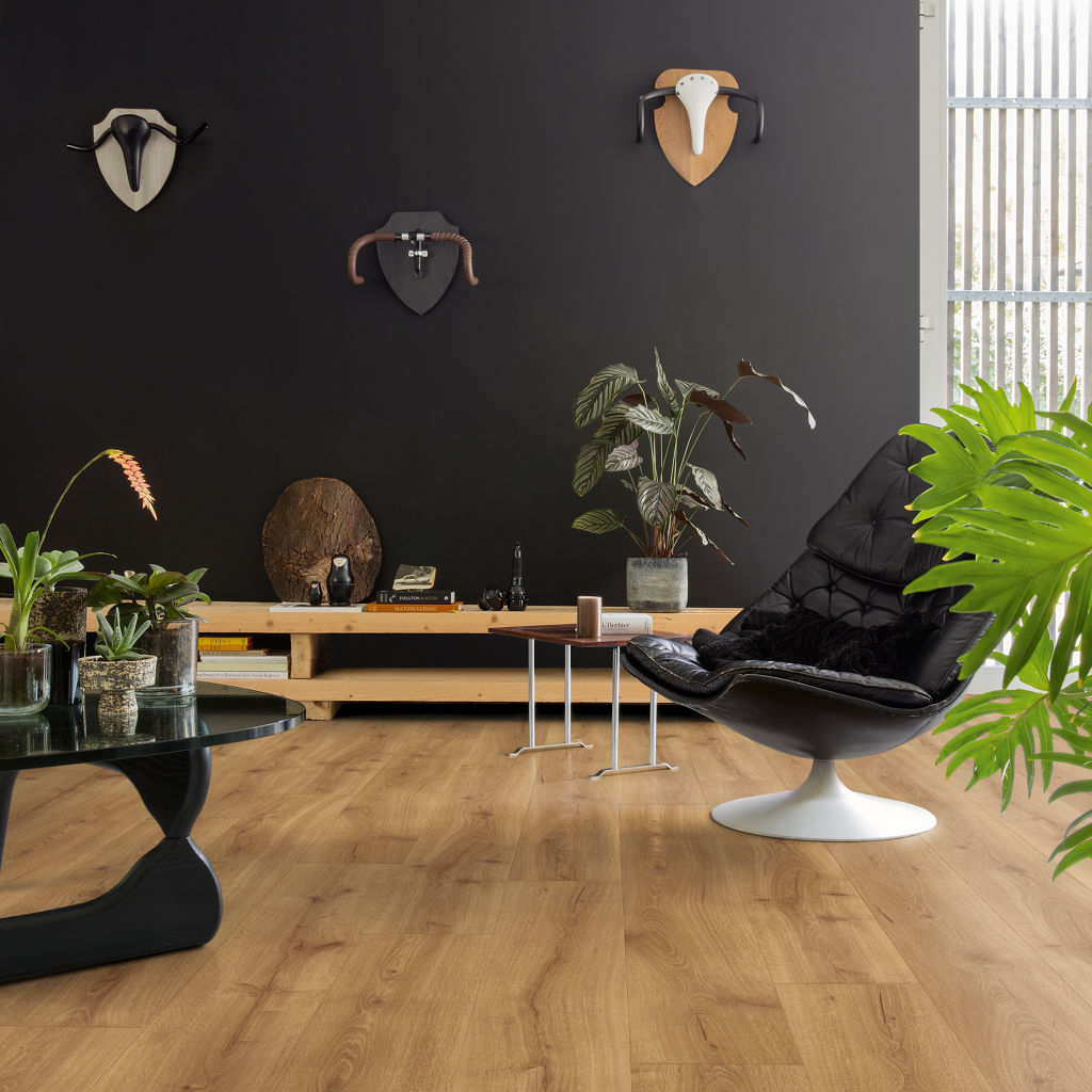 Quick-Step Majestic Desert Oak Warm Natural Laminate Flooring - MJ3551